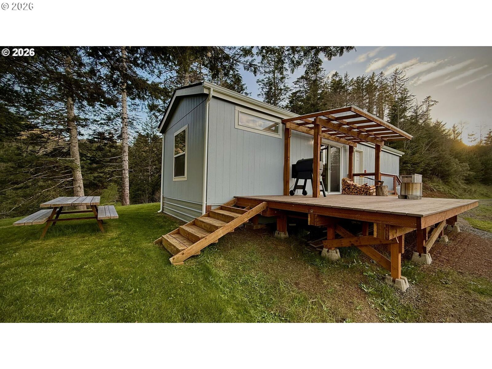 Property Photo:  94255 Seaview Ln  OR 97444 