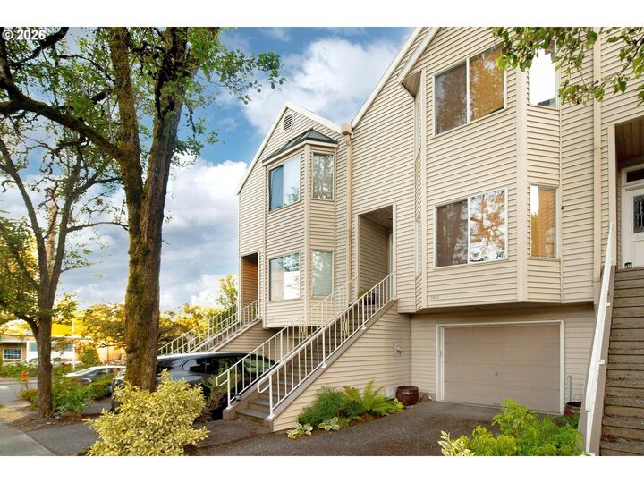 Property Photo: 242 S Sweeney St OR 97239