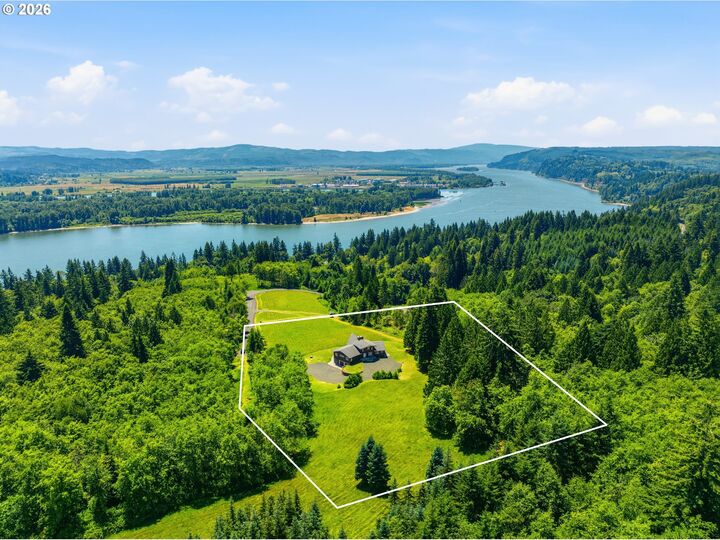 Property Photo: 262 Bunker Hill Rd WA 98632