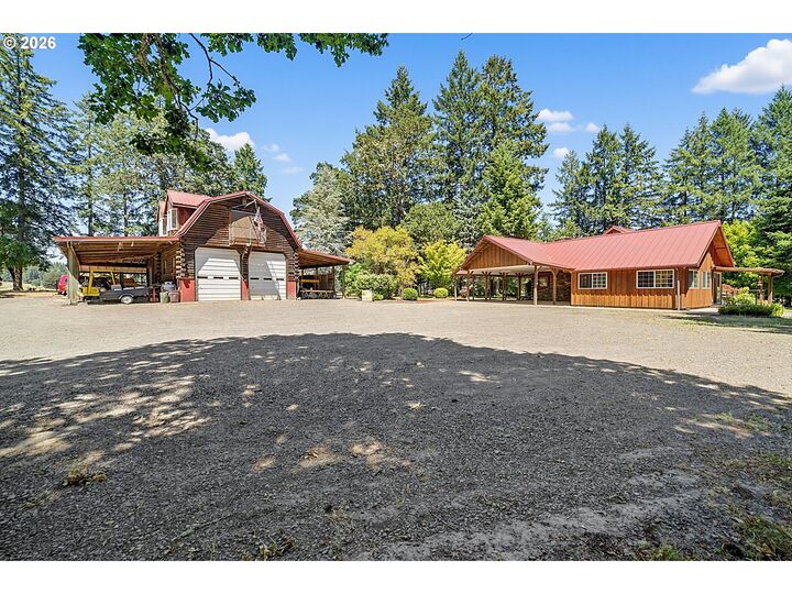 Property Photo: 89989 Goldie Ln OR 97437