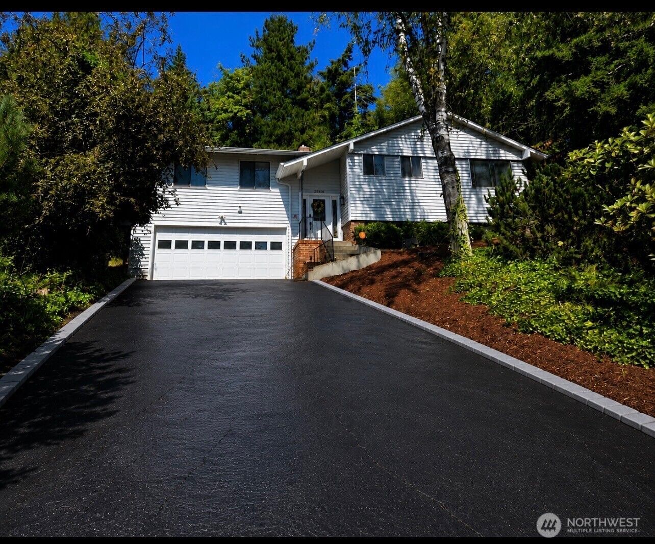 Property Photo:  2326  Cedar Place  WA 98632 