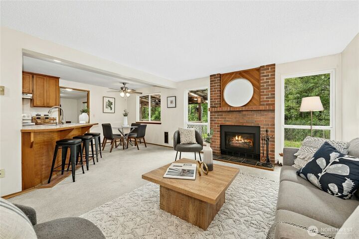 Property Photo: 15725 E 88th Avenue Ct E WA 98375