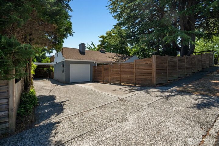 Property Photo: 3741 SW 106th Street WA 98146