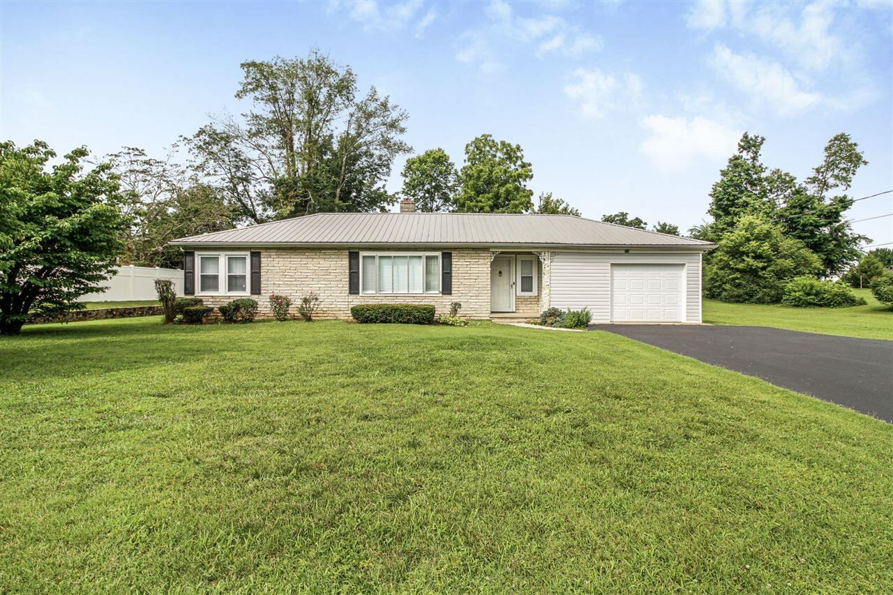 Property Photo:  210 W Owen Street  KY 42127 