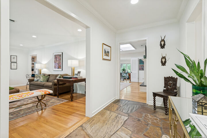 Property Photo: 707 College Blvd TX 78209