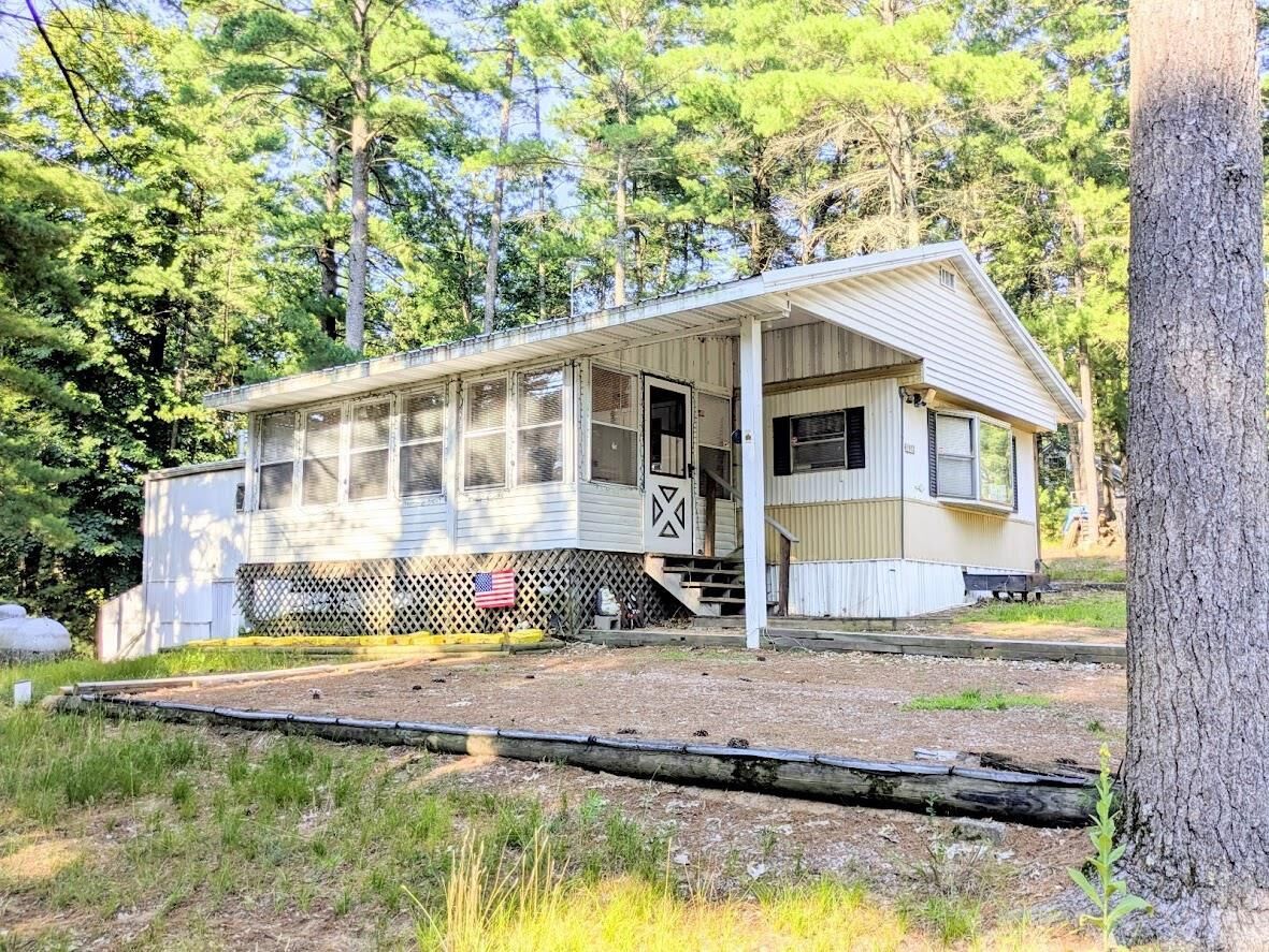 Property Photo: 1932 Elm Avenue WI 53934