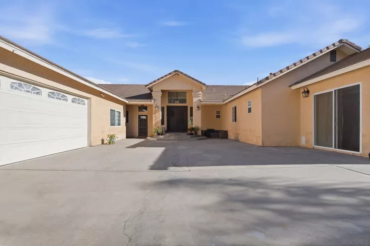 Property Photo: 14789 Bonita Vista Way CA 91935