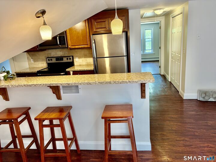 Property Photo: 37-39 Hillside Avenue CT 06405