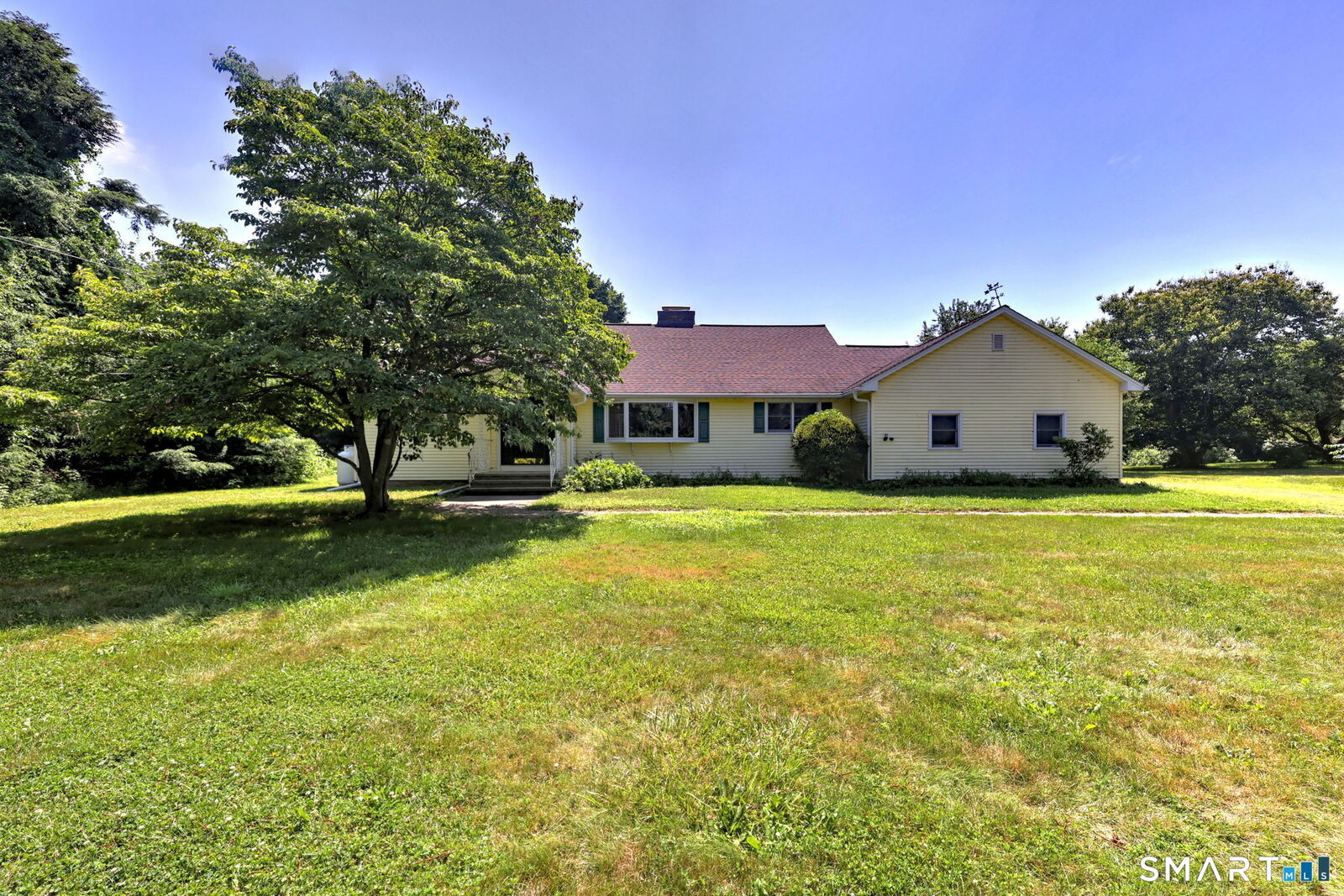 Property Photo: 1021 Wheelers Farms Road CT 06461