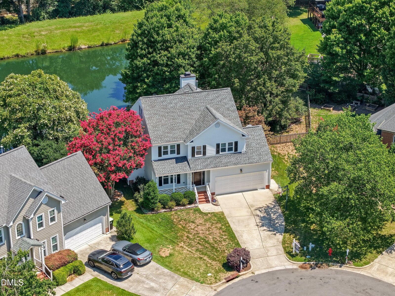Property Photo: 1109 Sanbour Drive NC 27502