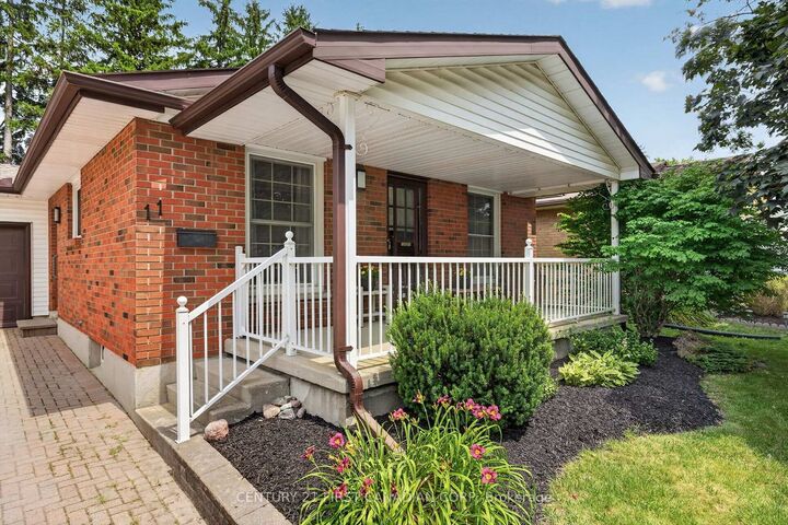 Property Photo:  11 Cornell Crescent  ON N5V 1N2 
