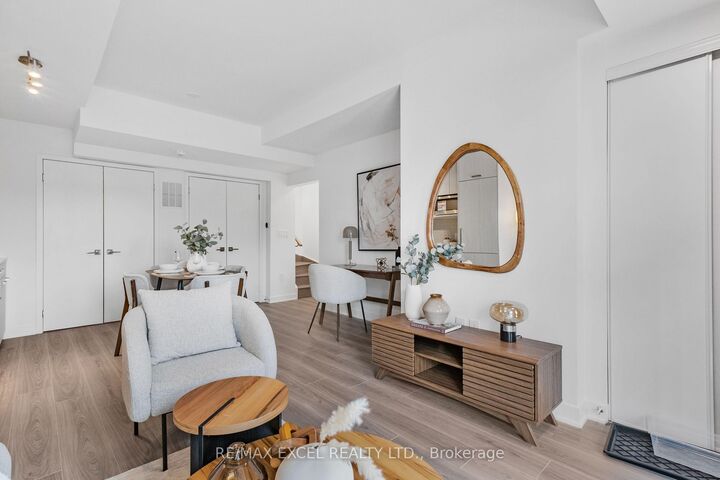 Property Photo: 73 Curlew Drive 58 ON M3A 0B1