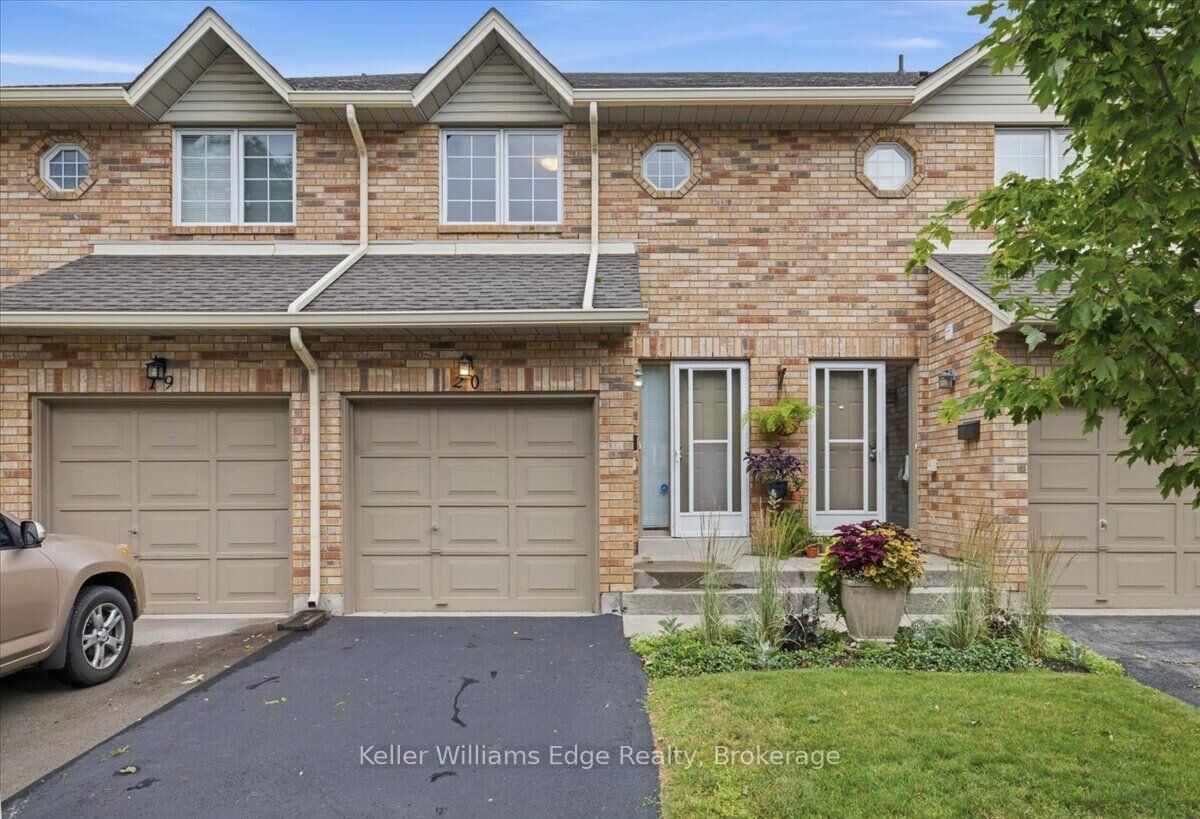 Property Photo: 2025 Cleaver Avenue 20 ON L7M 4H8