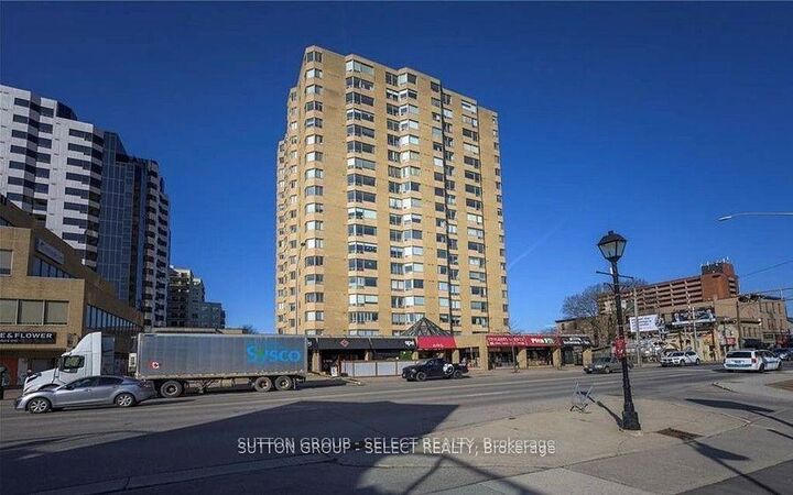 Property Photo:  695 Richmond Street 1605  ON N6A 5M8 