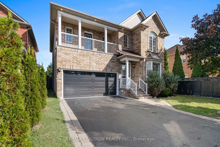 Property Photo:  91 Gateway Drive  ON L4G 7S5 