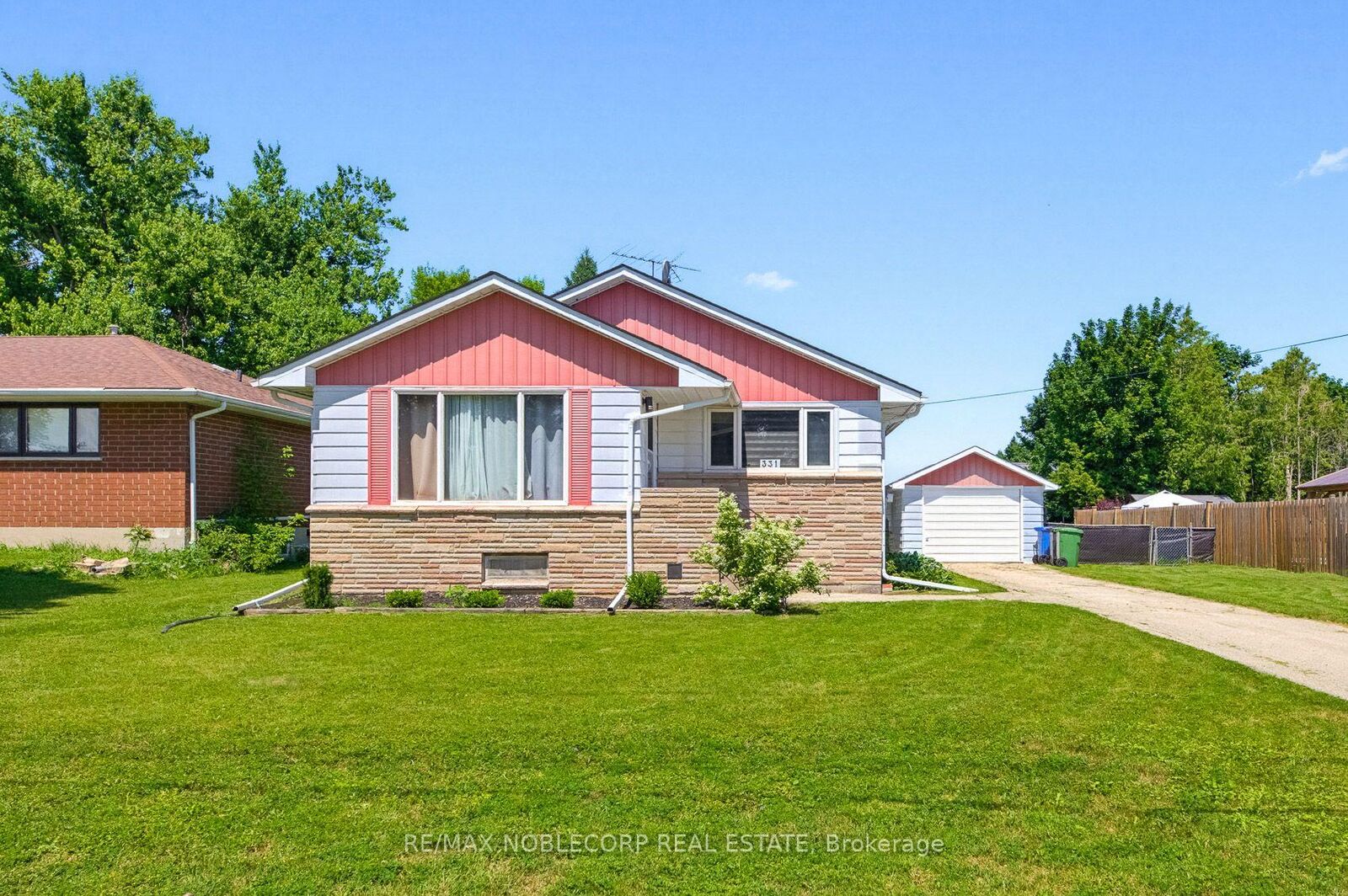 Property Photo:  331 Victoria Street W  ON N0C 1B0 