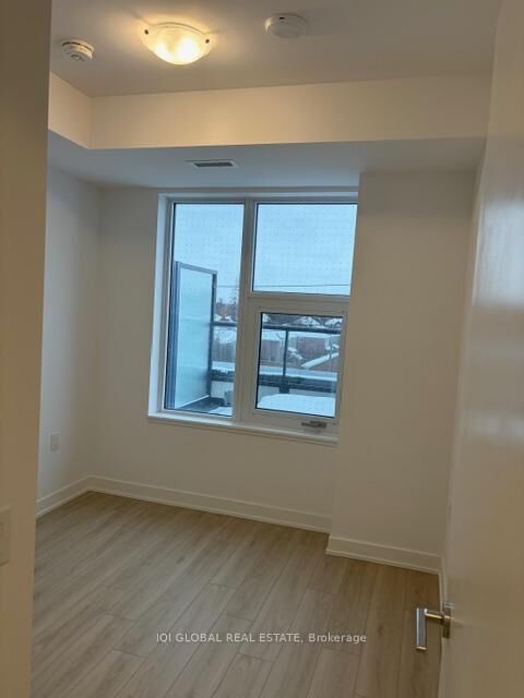 Property Photo: 7437 Kingston Road S 404B ON M1B 0G1
