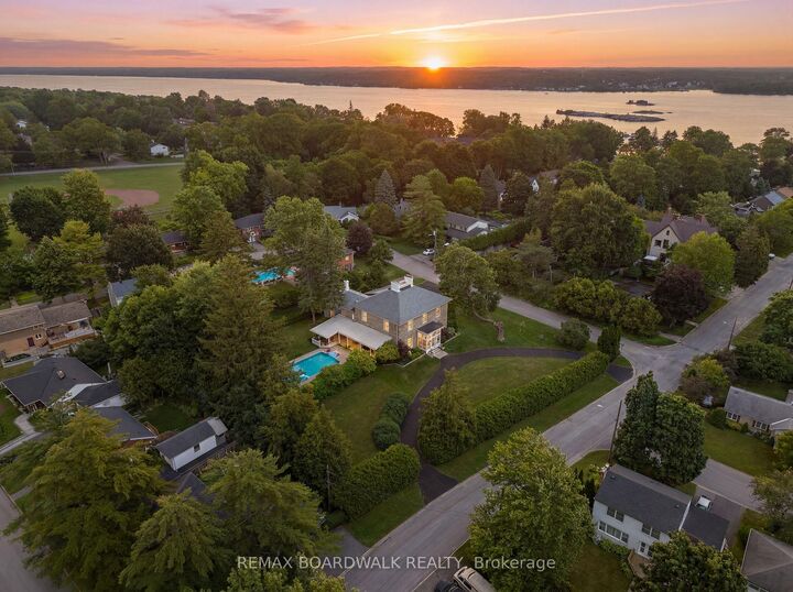 55 Cochrane Drive — photo 1