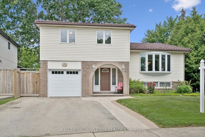 Property Photo: 495 Tipperton Crescent ON L6L 5E1