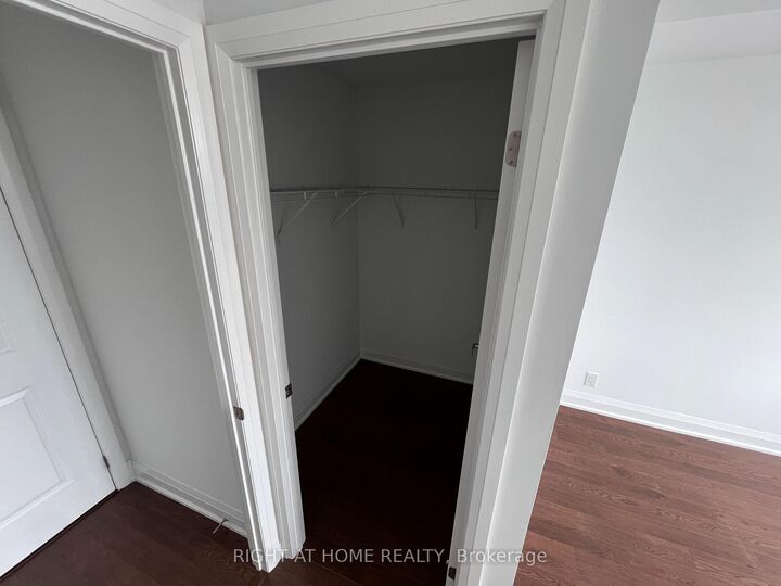 Property Photo:  12 Woodstream Boulevard 206  ON L4L 8C3 