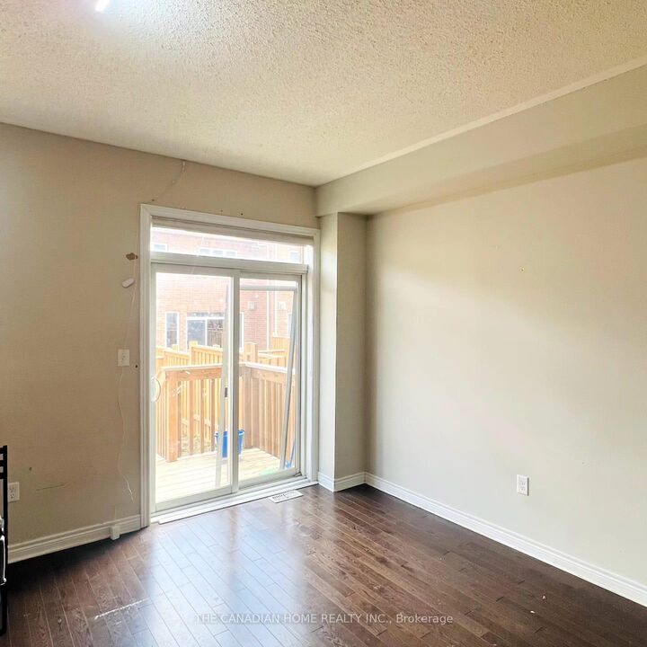 Property Photo: 17 Merrybrook Trail ON L7A 4W2