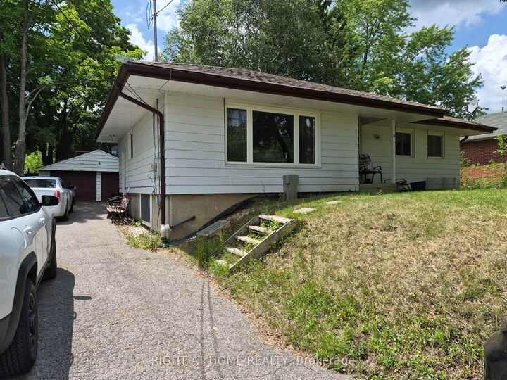 4 Wendy Way — photo 1