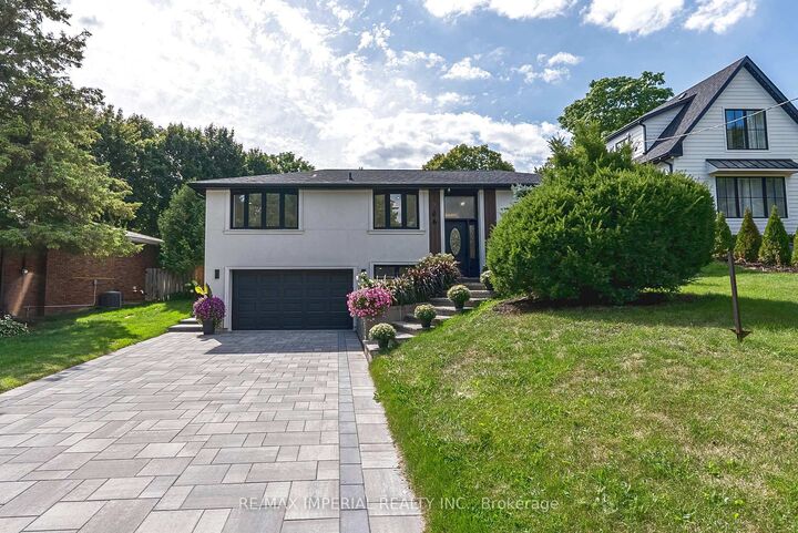 Property Photo: 206 Richard Avenue ON L3Y 4P7
