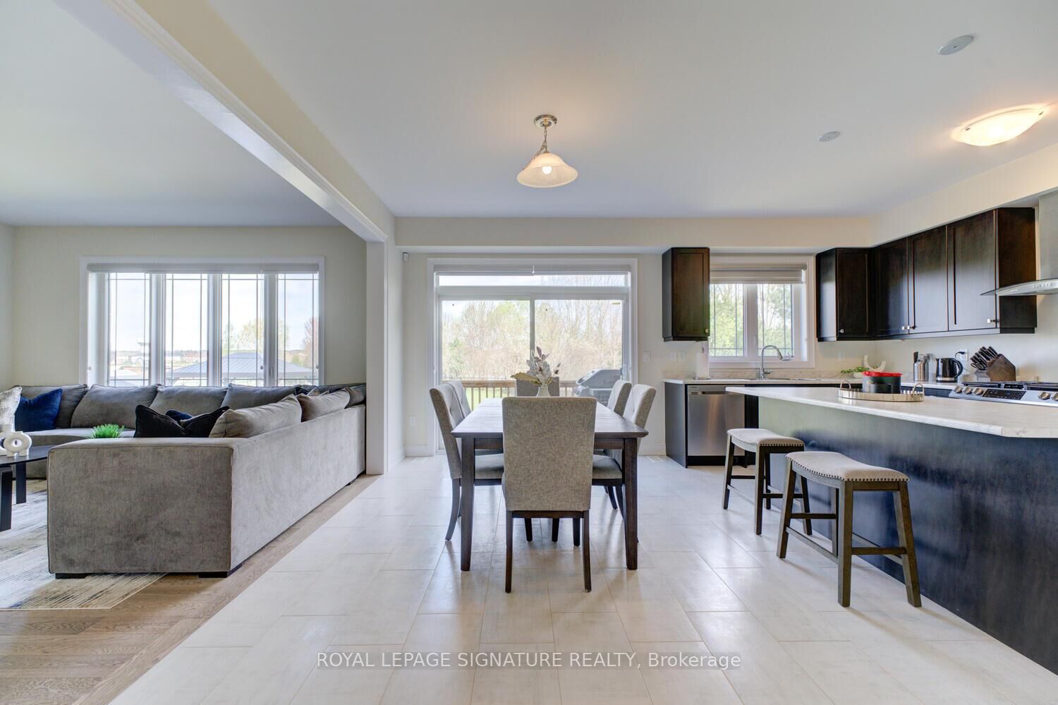 Property Photo:  372 Blackburn Drive  ON N3T 5L5 