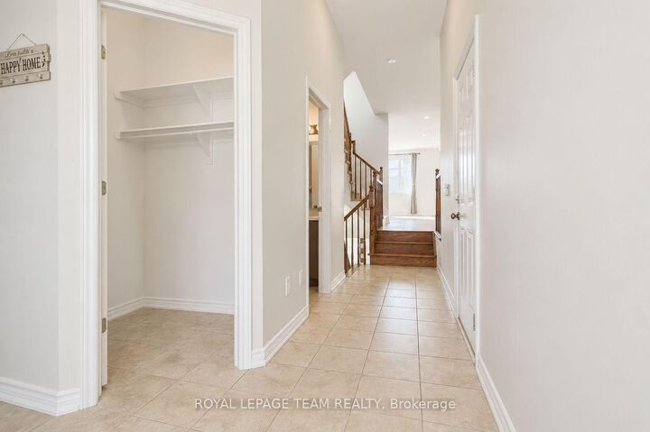 Property Photo: 314 Glenbrae Avenue ON K2W 0B9