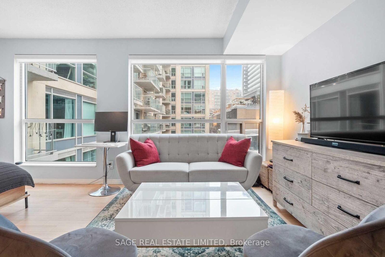 Property Photo:  230 King Street E 504  ON M5A 1K5 