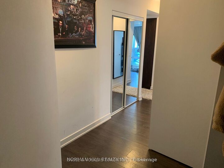 Property Photo: 2220 Lake Shore Boulevard W 302 ON M8V 0B1