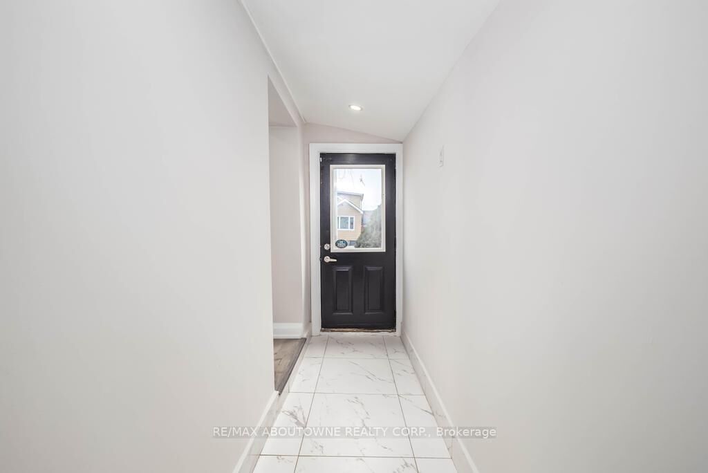 Property Photo: 131 West Avenue N ON L8L 5C4