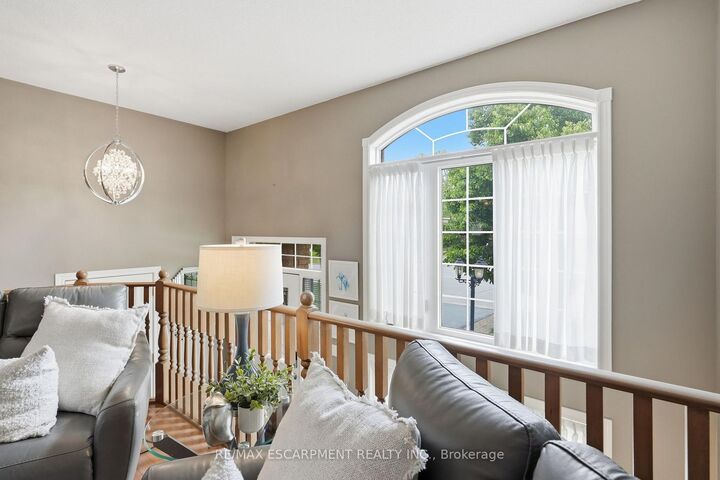 Property Photo:  4869 Cherrywood Drive  ON L3J 0G3 