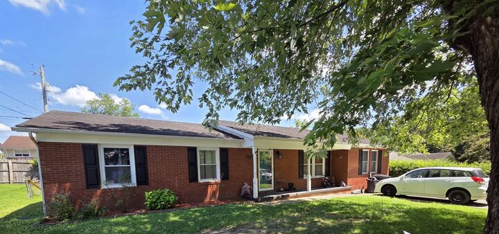 Property Photo:  107 Embassy Drive  KY 41143 