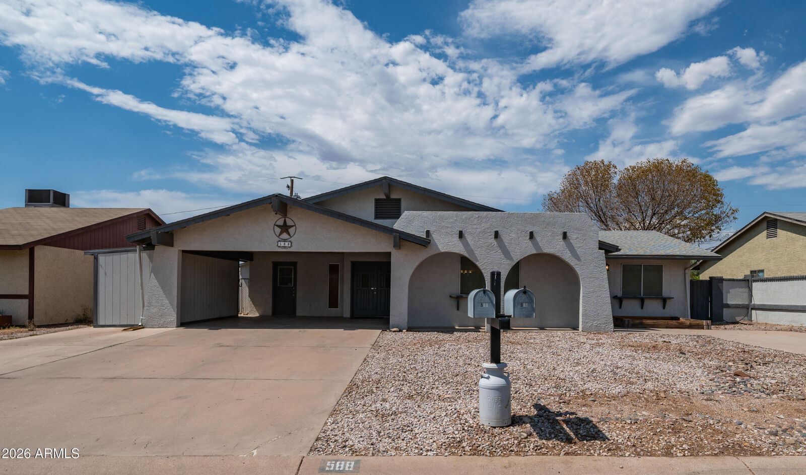 Property Photo:  588 W 21st Avenue  AZ 85120 