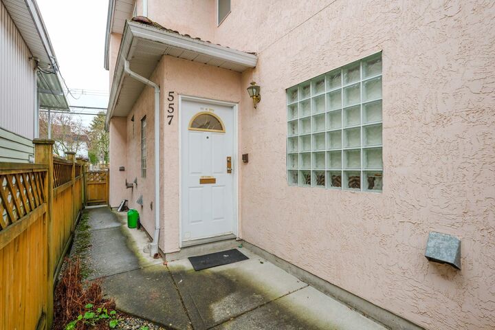 Property Photo: 557 E 44th Avenue BC V5W 1W4