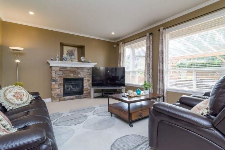 Property Photo: 10672 164A Street BC V4N 5J3