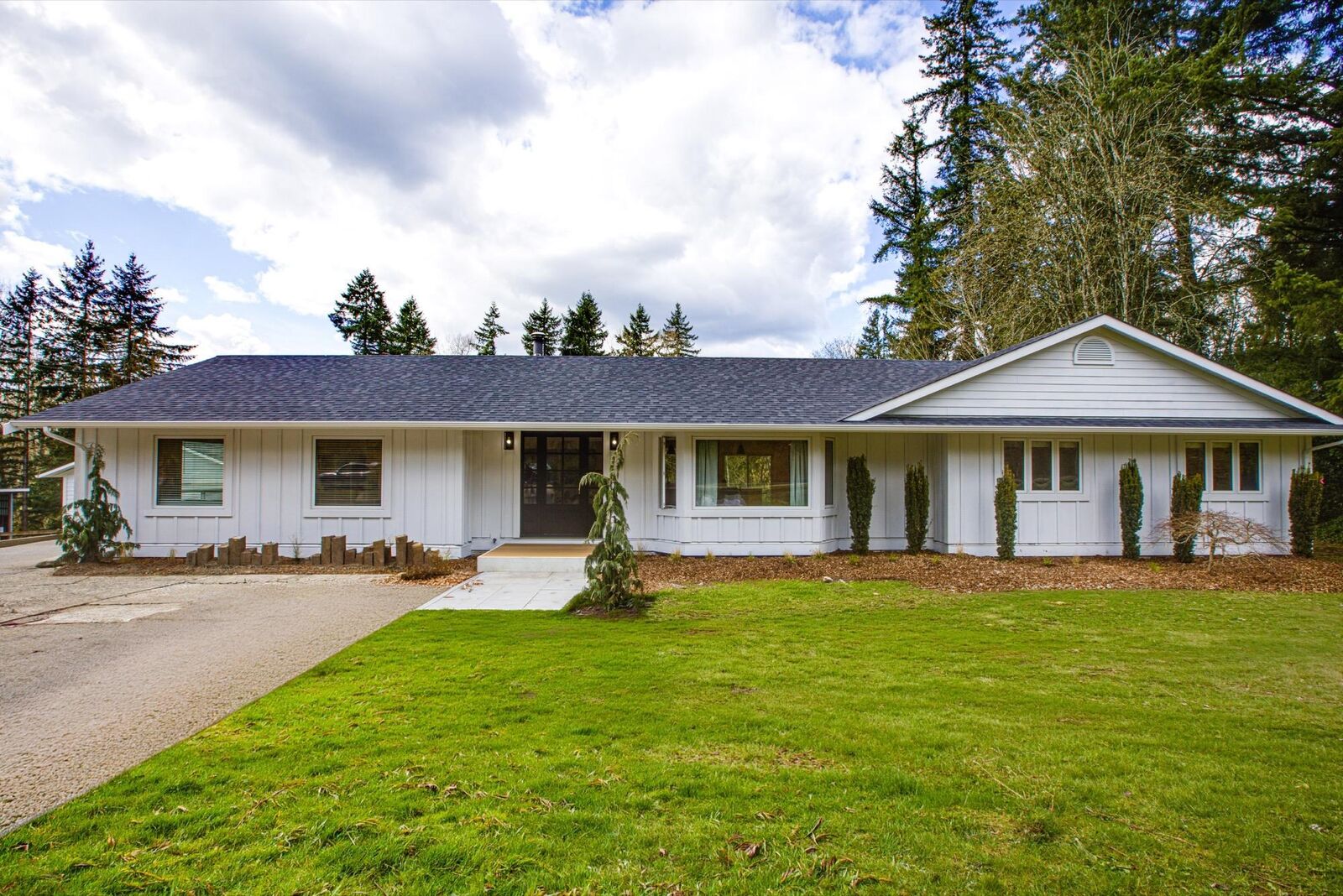 Property Photo: 7025 Hesslea Crescent BC V4X 2C2