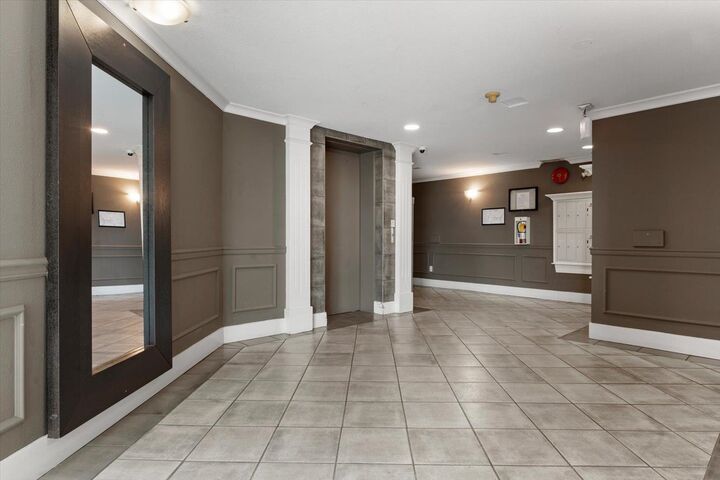 Property Photo: 32725 George Ferguson Way 222 BC V2T 5M5