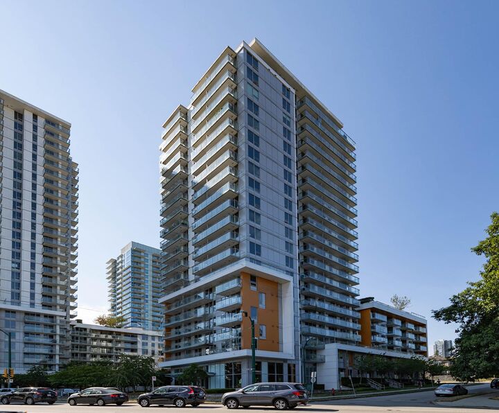 433 SW Marine Drive 512 — photo 1