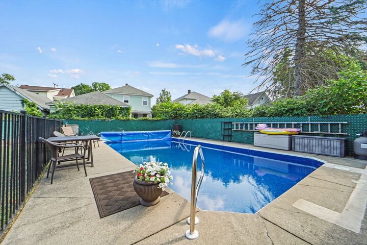 Property Photo:  5 Bromley Avenue  NY 13901 