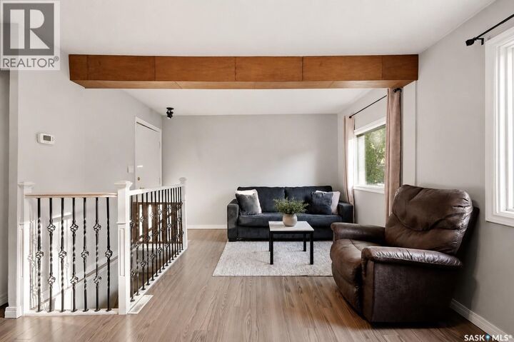 Property Photo: 1728 2nd Avenue N SK S7K 2G5