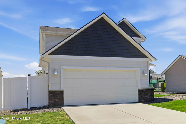 Property Photo:  12398 N Cavanaugh Dr  ID 83858 