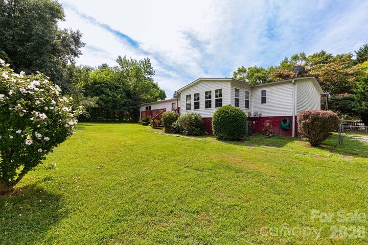 Property Photo:  44 Double D Drive  NC 28731 