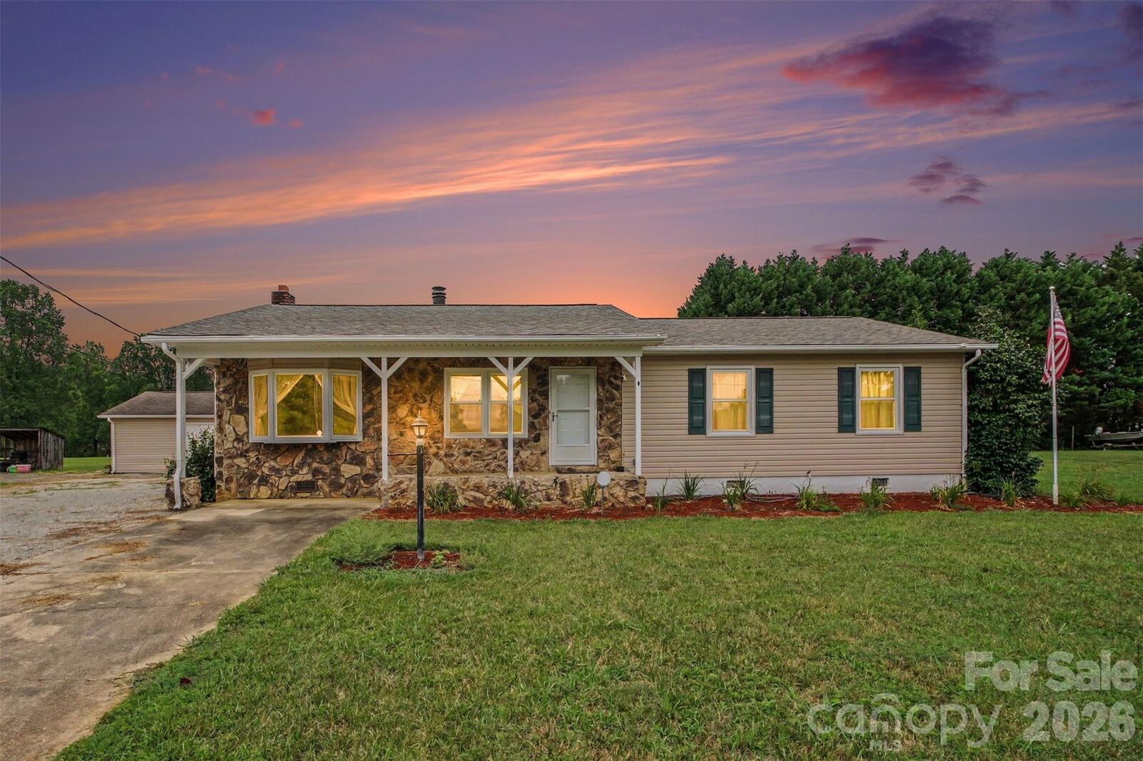 Property Photo:  155 Park Villa Road  NC 28146 