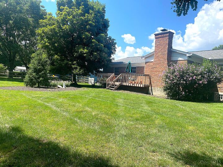Property Photo:  7513 Golf Green Drive  OH 45242 