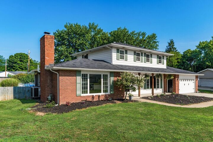 Property Photo:  562 Mapleview Lane  OH 43113 
