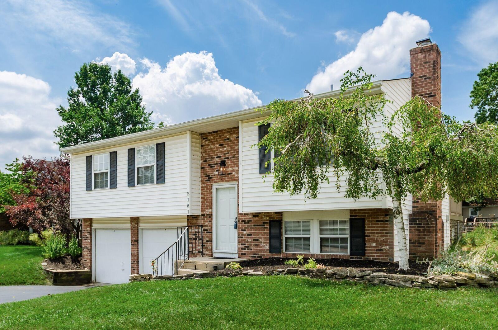 Property Photo:  2151 Firestone Street  OH 43228 