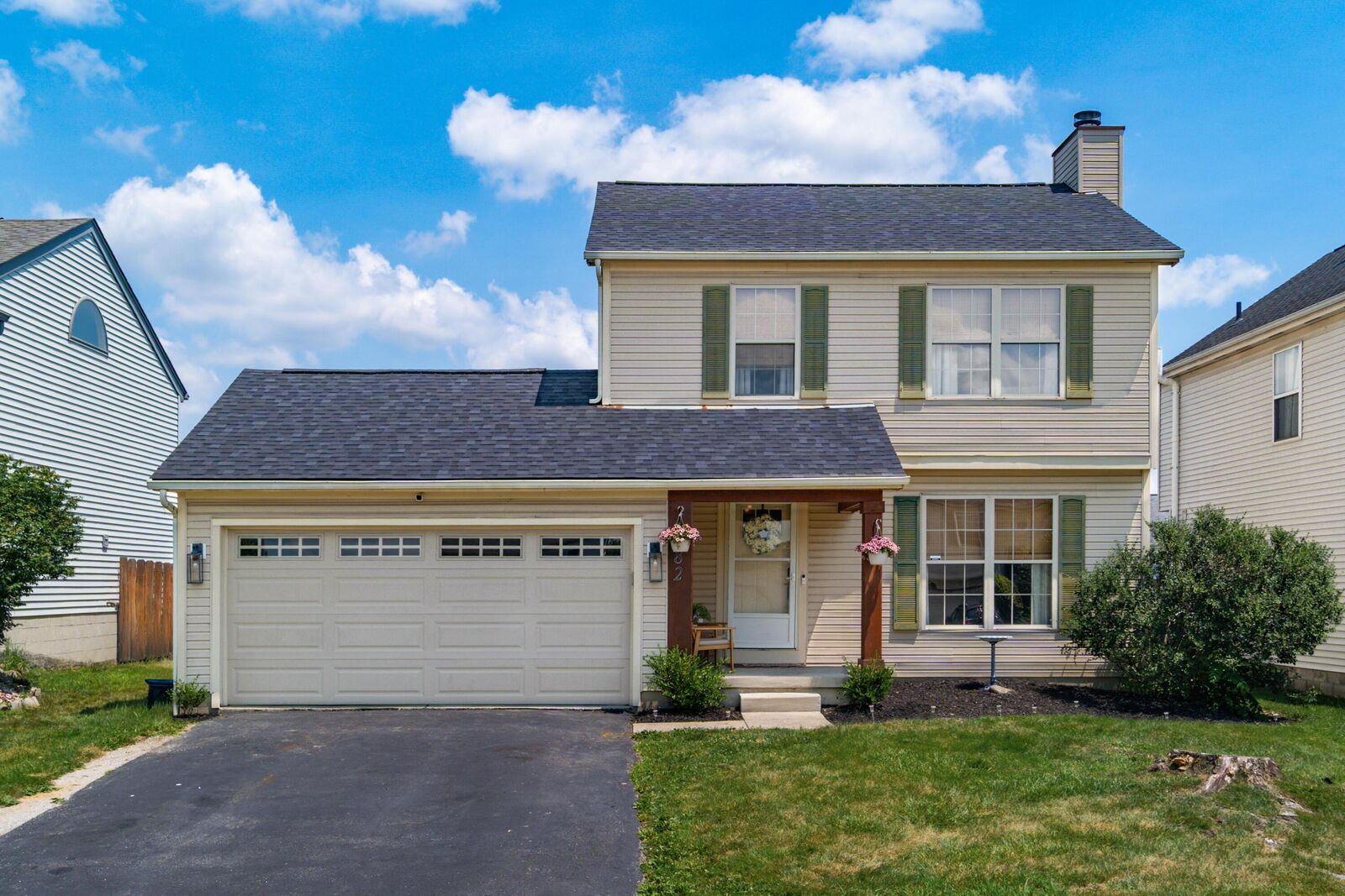Property Photo:  882 Bledsoe Drive  OH 43119 