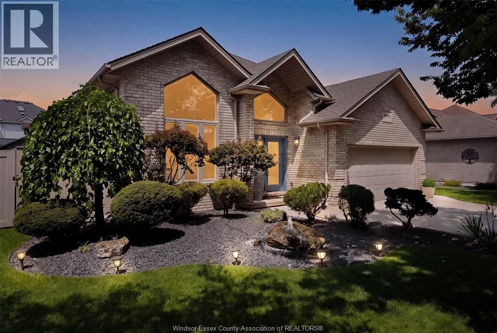 Property Photo: 9692 Manitou Crescent ON N8P 1N9